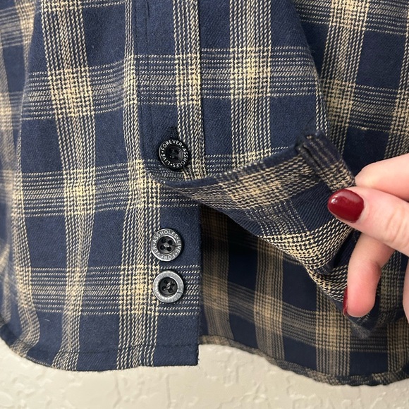 Assholes Live Forever Smoking Skull Flannel Size L - Picture 4 of 6